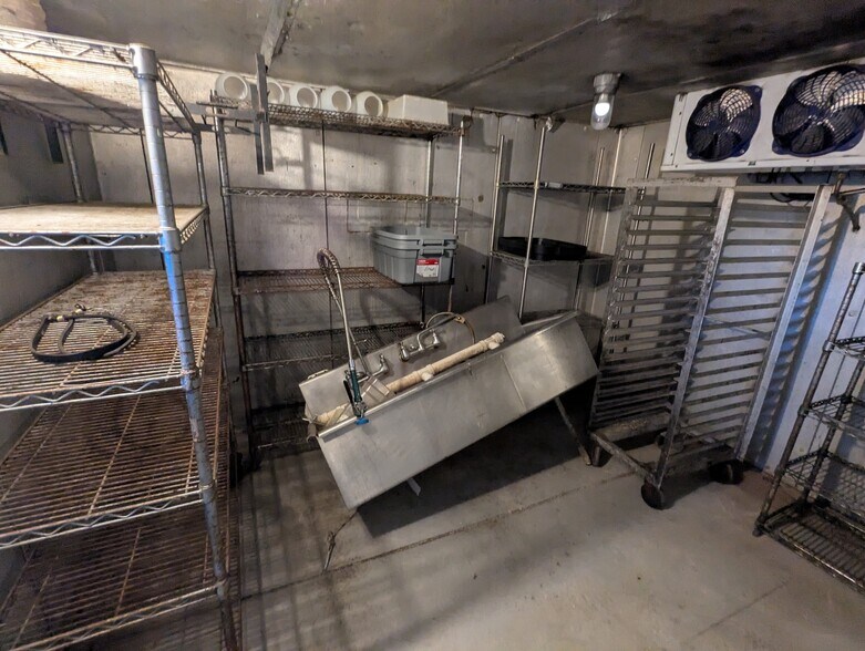 More Photos Of 17 Main St, Ballston Lake Restaurant For Lease
