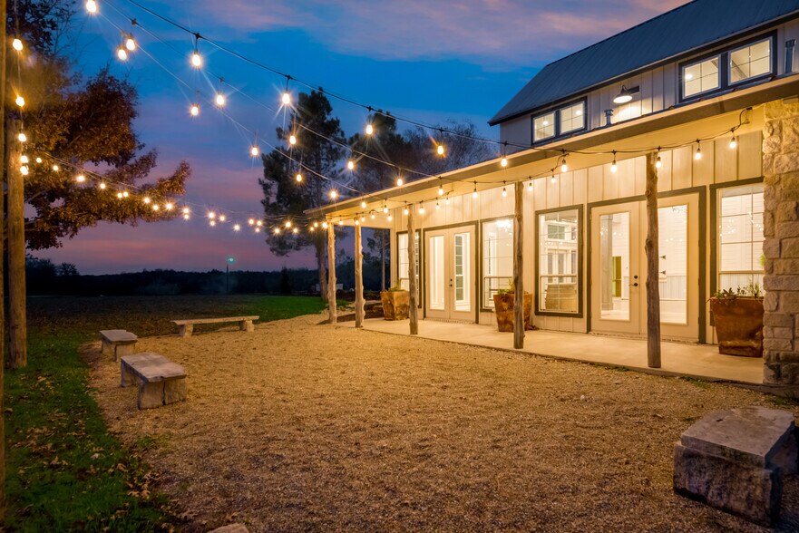 More Photos Of 955 Jack Eastham, Avalon Land For Sale