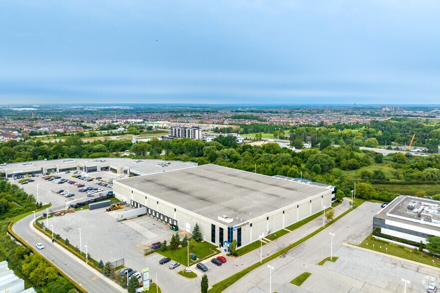 More Photos Of 199 Longside Dr, Mississauga Warehouse For Lease