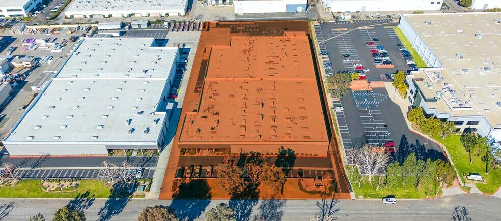 More Photos Of 24935 Avenue Kearny, Valencia Distribution For Lease