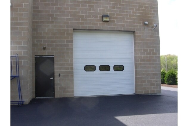 More Photos Of 81 Western Industrial Dr, Cranston Warehouse For Sale