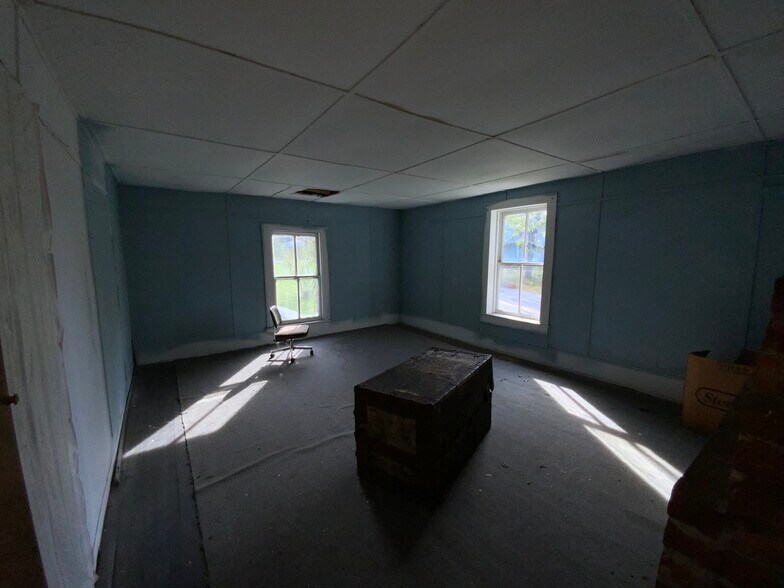 More Photos Of 61 Fairview Rd, Andrews Multifamily For Sale