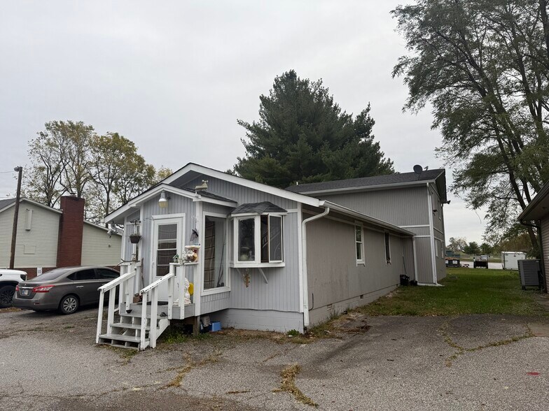 More Photos Of 285 S Chestnut St, Monrovia Apartments For Sale