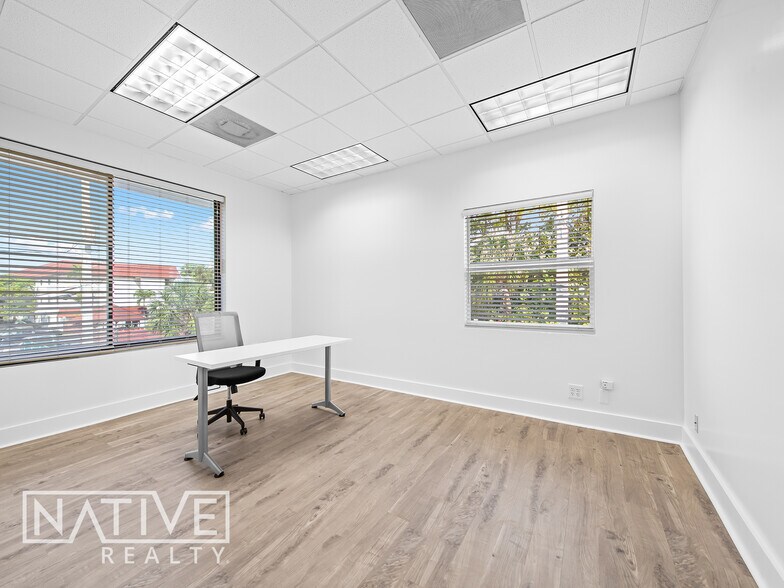 More Photos Of 2801-2809 E Commercial Blvd, Fort Lauderdale Unknown For Lease