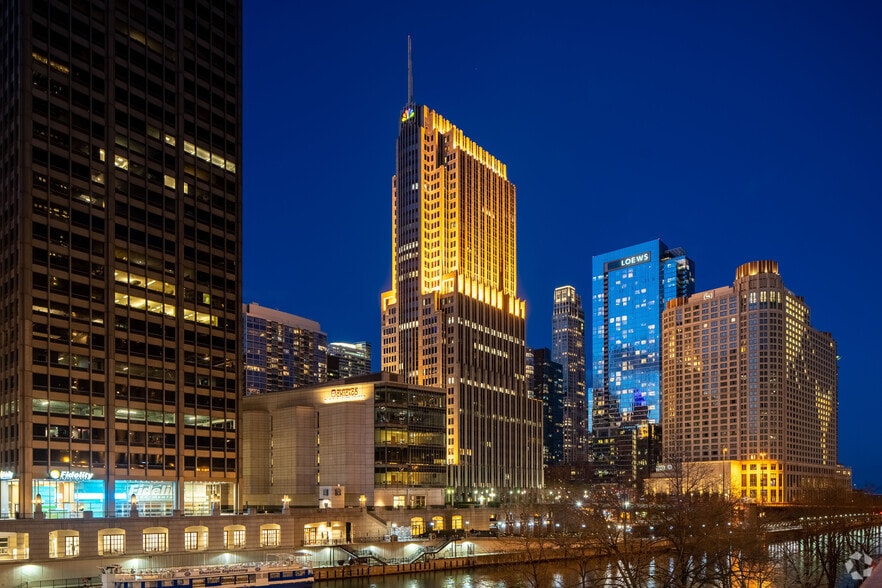 More Photos Of 455 N Cityfront Plaza Dr, Chicago Office For Lease