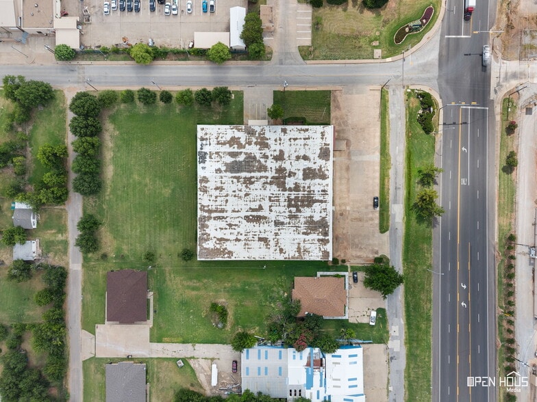 More Photos Of 2200 5th St, Wichita Falls Warehouse For Sale