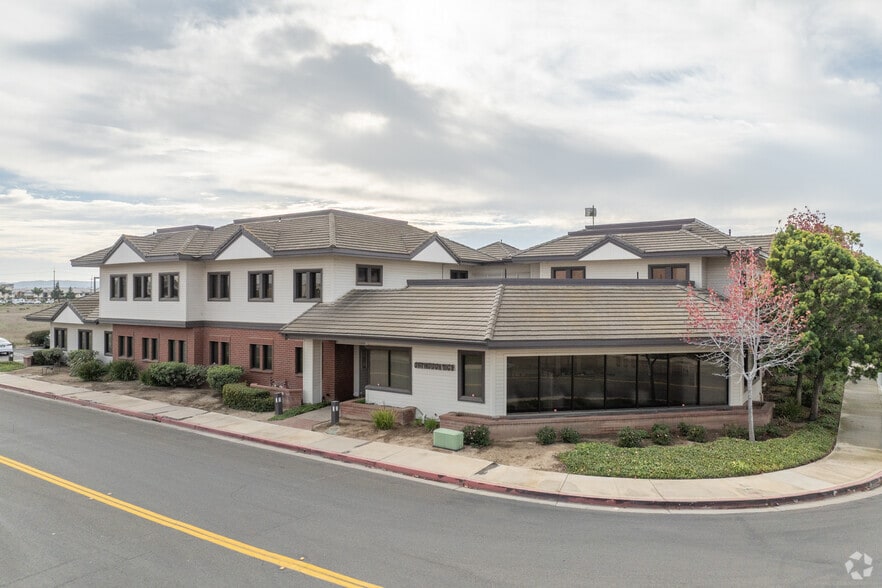 More Photos Of 1505 Shepard Dr, Santa Maria Office For Sale