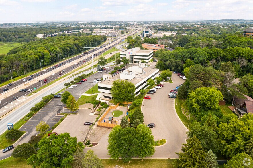 More Photos Of 3001 W Beltline Hwy, Madison Unknown For Lease