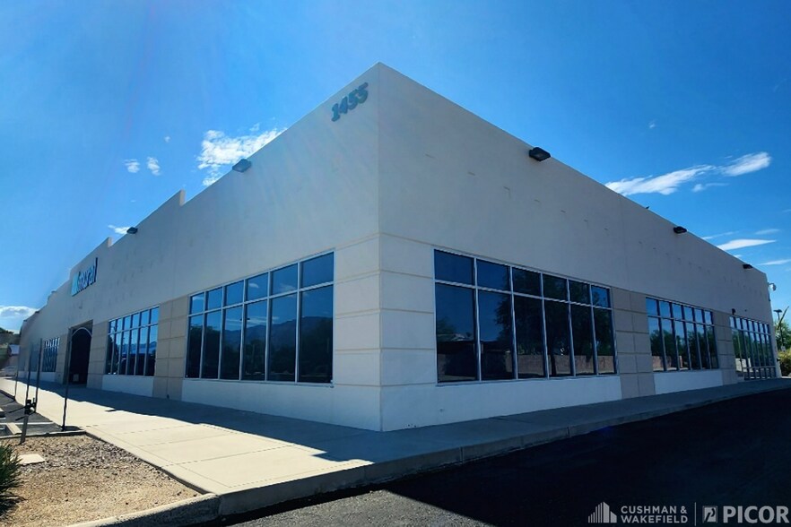 More Photos Of 1455 W River Rd, Tucson Schools For Lease
