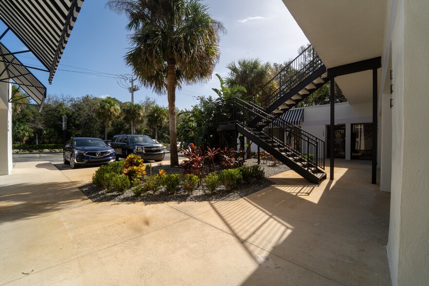 More Photos Of 4440 N Oceanshore Blvd, Flagler Beach Office For Sale