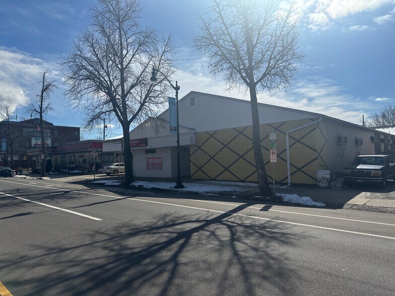 More Photos Of 62-64 E High St, Pottstown Freestanding For Lease