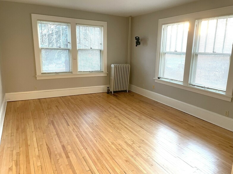 More Photos Of , Saint Paul Multifamily For Sale