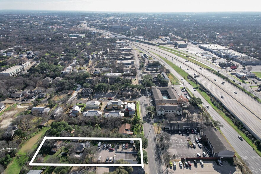 More Photos Of 1900 Fortview Rd, Austin Auto Repair For Sale