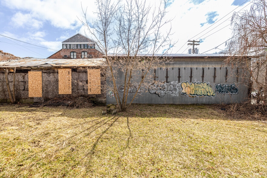 More Photos Of 357 Columbia St, Hudson Warehouse For Sale