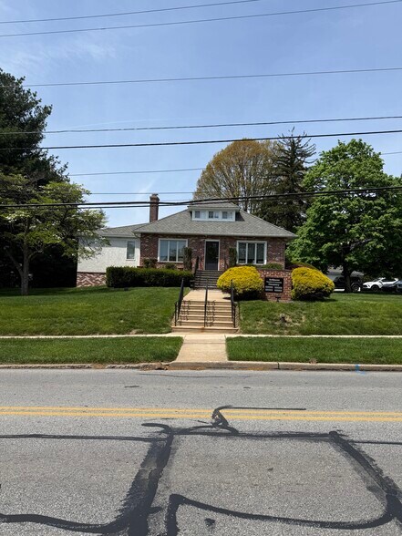 Primary Photo Of 636 Wynnewood Rd, Ardmore Land For Sale