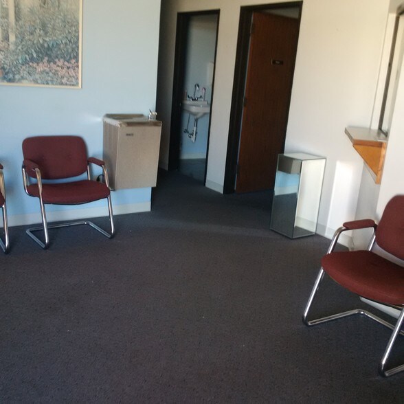 More Photos Of 926 14th St N, Texas City Medical For Sale