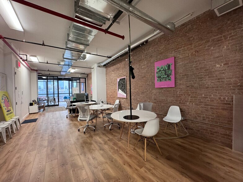 Primary Photo Of 222 Livingston St, Brooklyn Office Residential For Lease