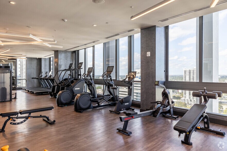 More Photos Of 201 SE 6th Ave, Fort Lauderdale Apartments For Lease