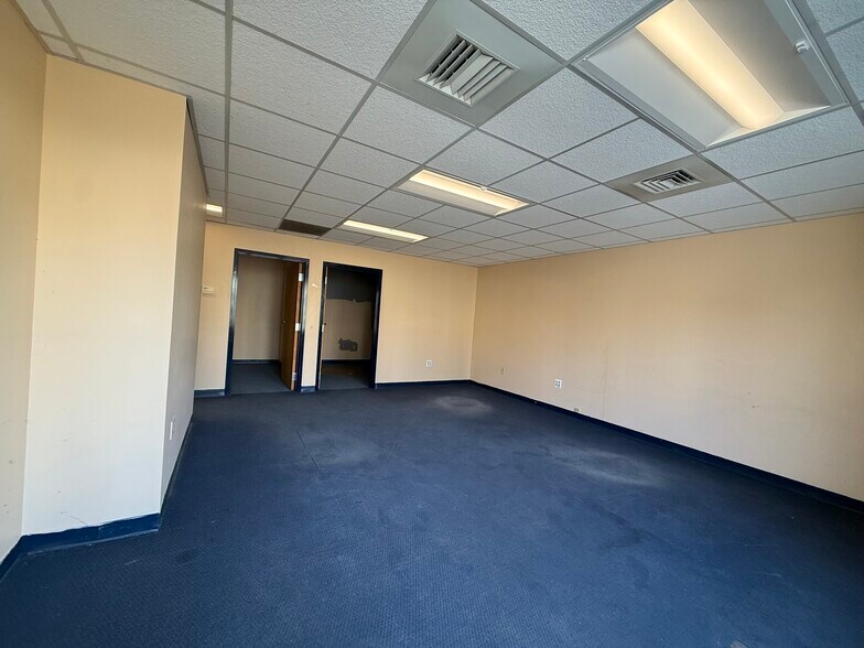 More Photos Of 89-91 Church St, East Hartford Light Manufacturing For Lease