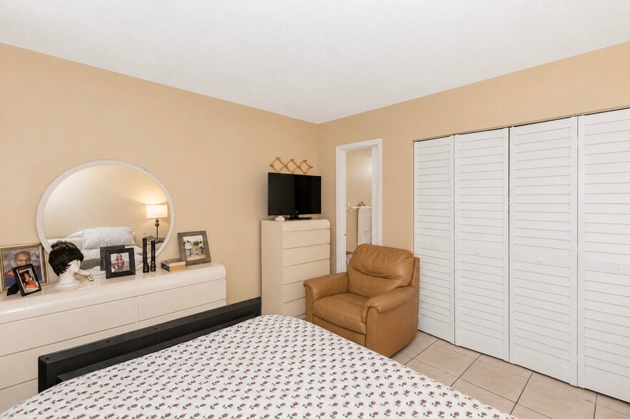 More Photos Of 4263 NW 115th Ave, Coral Springs Multifamily For Sale