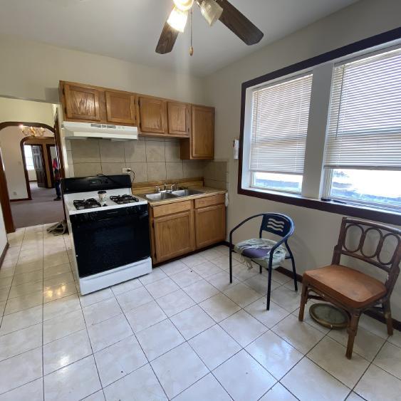 More Photos Of 4209 W Cermak Rd, Chicago Apartments For Sale