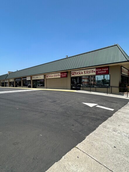 Primary Photo Of 9545 Reseda Blvd, Northridge Unknown For Lease