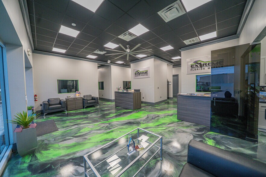 More Photos Of 2312 Bruner Ln, Fort Myers Warehouse For Lease