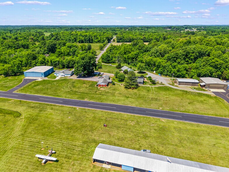 More Photos Of 249 Gilbert Rd, Mocksville Airport For Sale