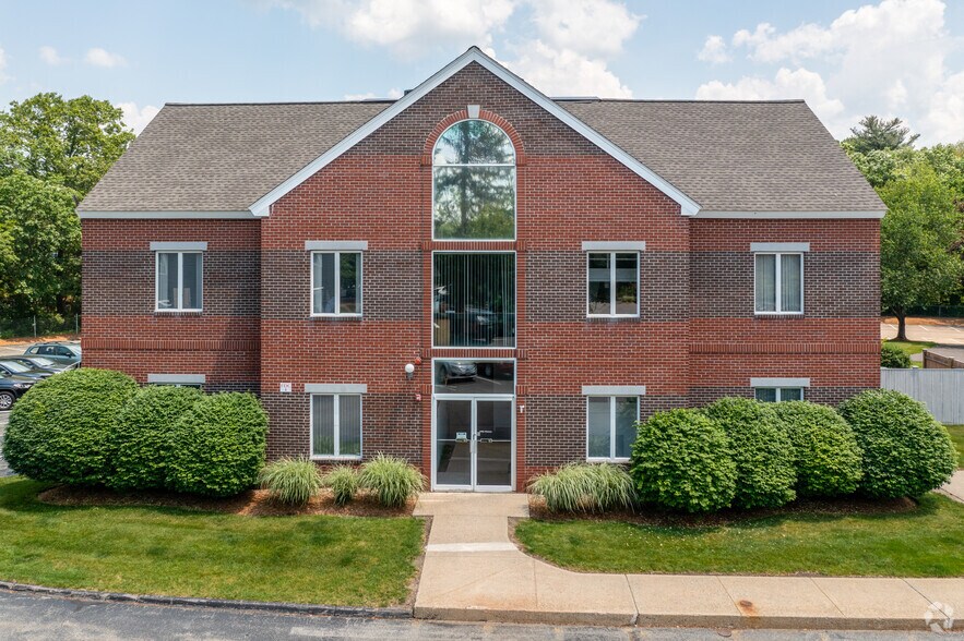 More Photos Of 50 Salem St, Lynnfield Office For Lease