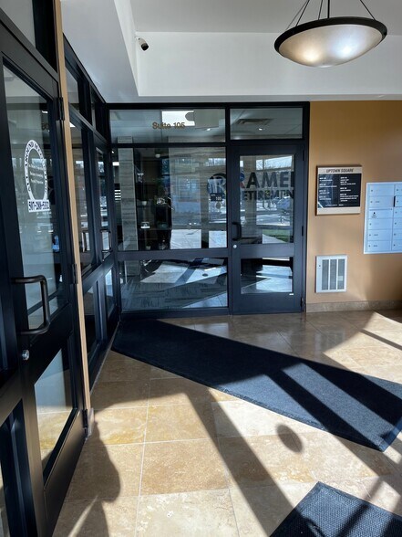 More Photos Of 2001 Second St SW, Rochester Office For Lease