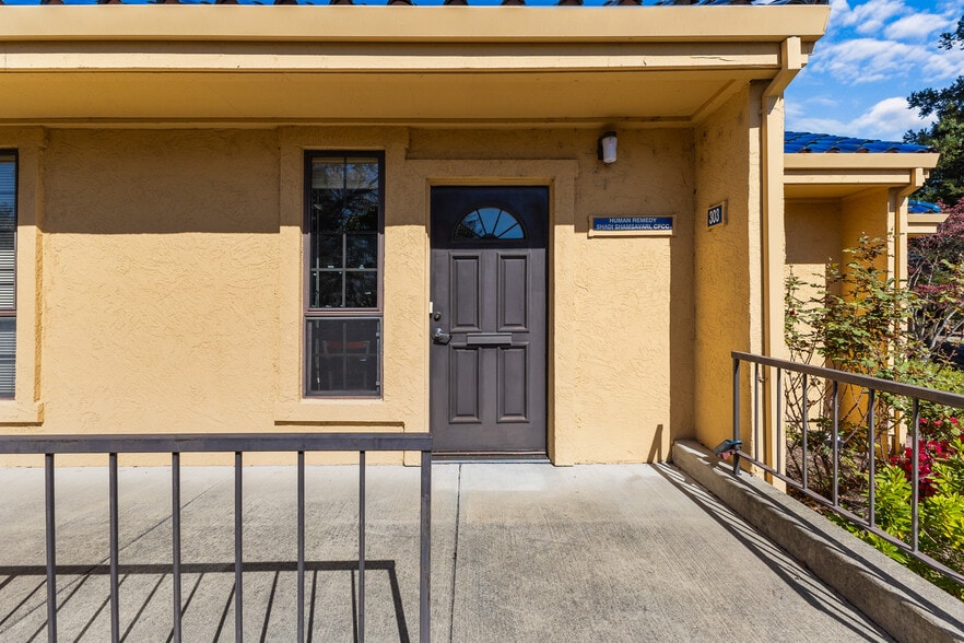 More Photos Of 1436 Professional Dr, Petaluma Medical For Sale