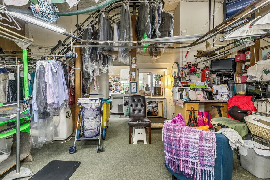 More Photos Of 3701 S Lyndale Ave, Minneapolis Storefront Retail Residential For Sale