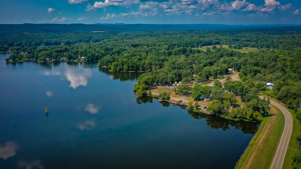 More Photos Of 18 Coffee Creek Lndg, Perryville Hotel For Sale