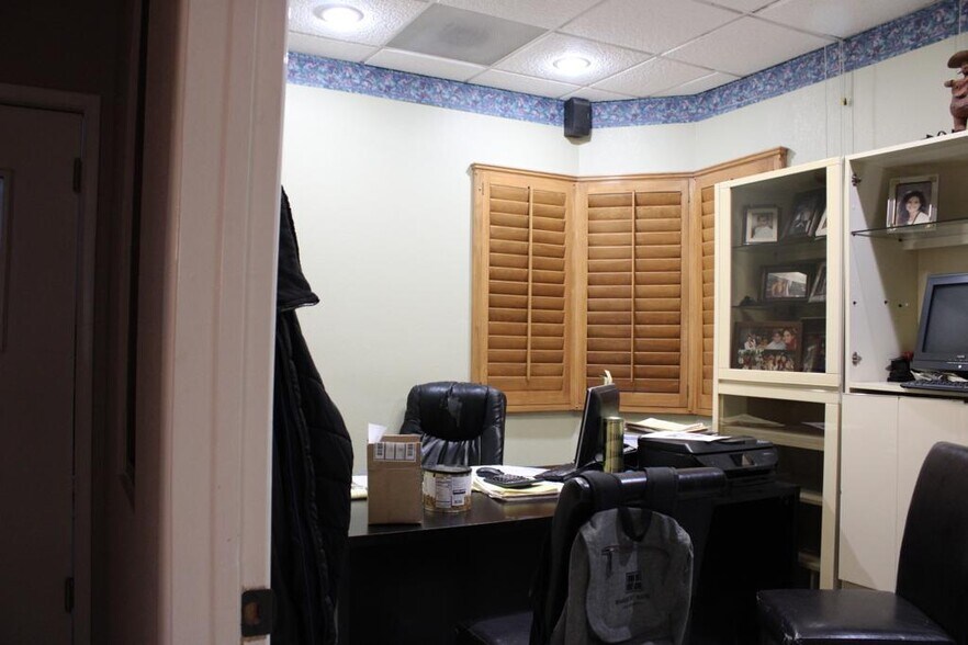 More Photos Of 11020 Argal Ct, El Paso Warehouse For Sale