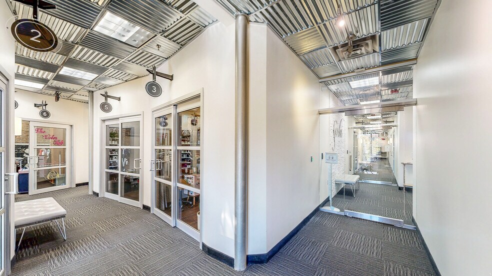 More Photos Of 124 College St, Asheville Office Residential For Sale