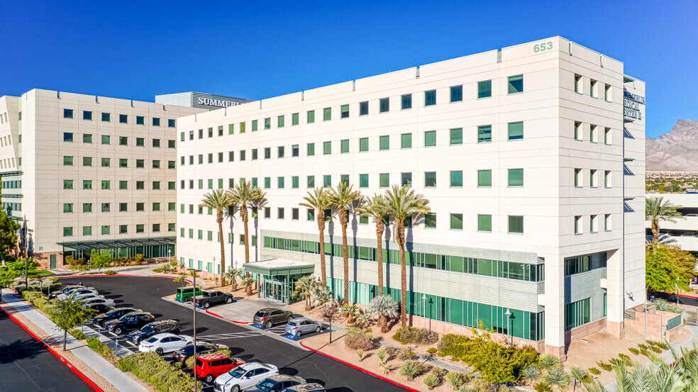 Primary Photo Of 653 N Town Center Dr, Las Vegas Medical For Lease