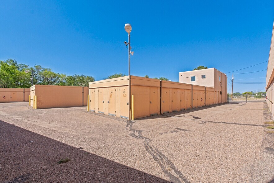 More Photos Of 1525 Pacheco St, Santa Fe Self Storage For Sale