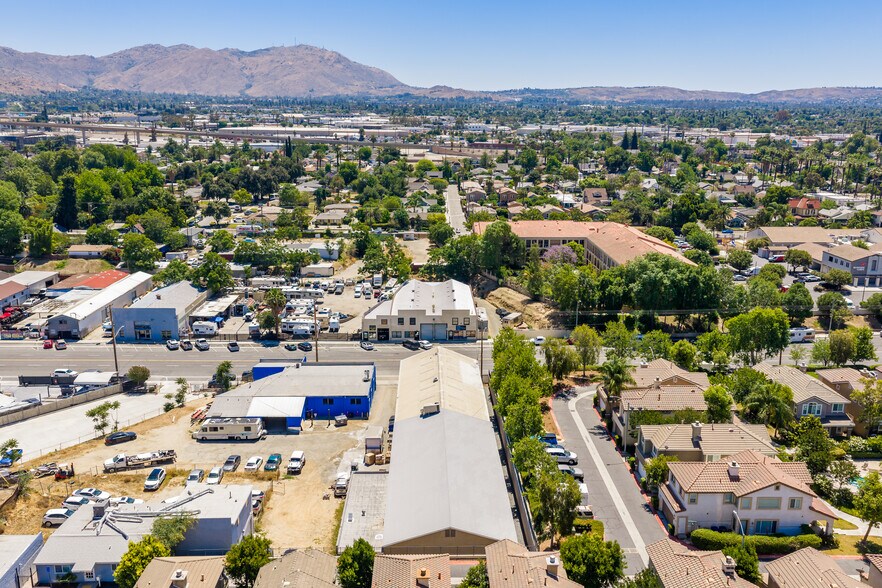 More Photos Of 2879 Main St, Riverside Warehouse For Sale