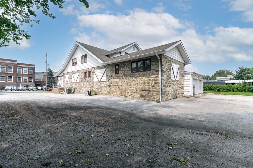 More Photos Of 115 Clifton Ave, Collingdale Specialty For Sale