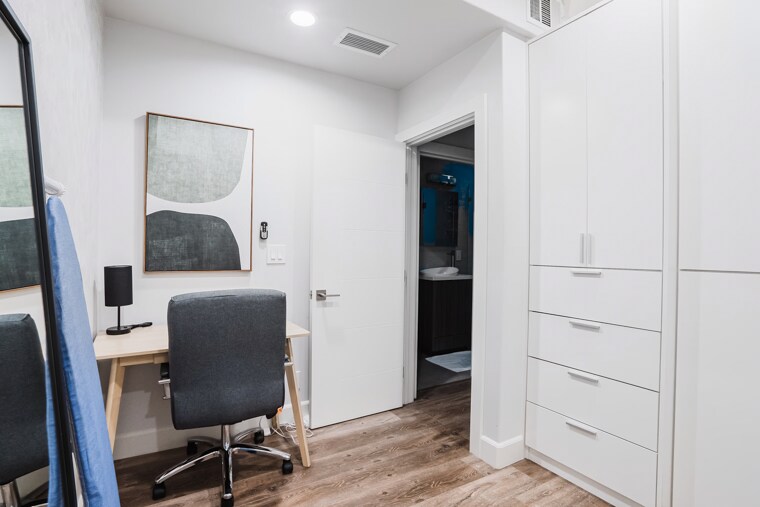 More Photos Of 251 Middlefield Rd, Palo Alto Apartments For Sale