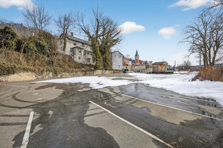 More Photos Of 5 Main St, Derby Restaurant For Sale