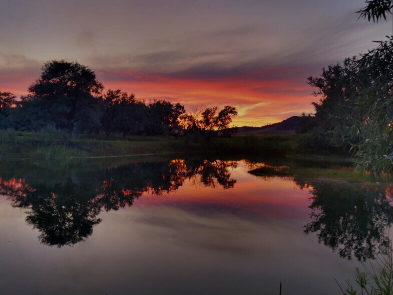 More Photos Of 2245 Head Ln, Helena Hotel For Sale