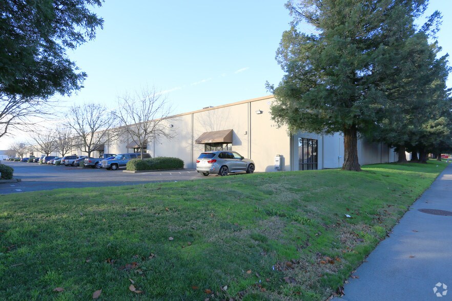 More Photos Of 5860 Alder Ave, Sacramento Warehouse For Lease