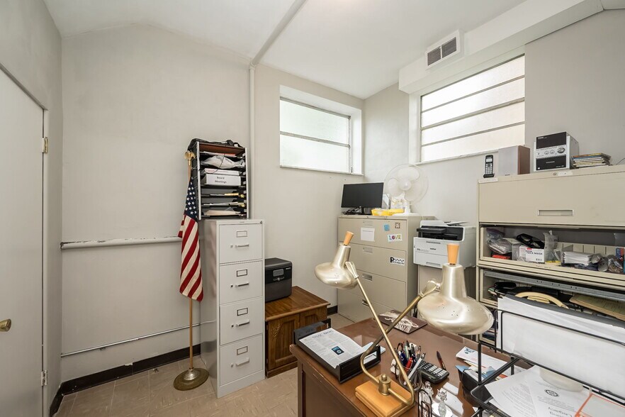 More Photos Of 6026 S Kingshighway Blvd, Saint Louis Religious Facility For Sale