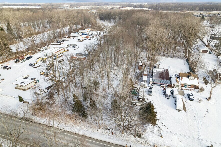 More Photos Of 0000 Huron River Dr, New Boston Land For Sale