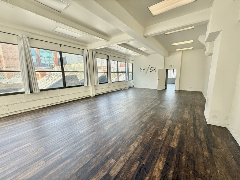 More Photos Of 300 Broadway, San Francisco Loft Creative Space For Lease