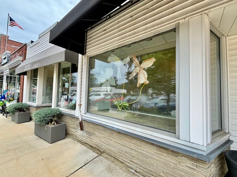 More Photos Of 272-278 Sound Beach Ave, Old Greenwich Storefront Retail Residential For Lease