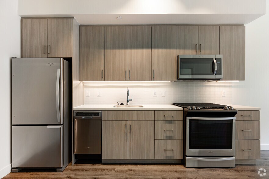 More Photos Of 1200 S Broadway, Los Angeles Apartments For Lease