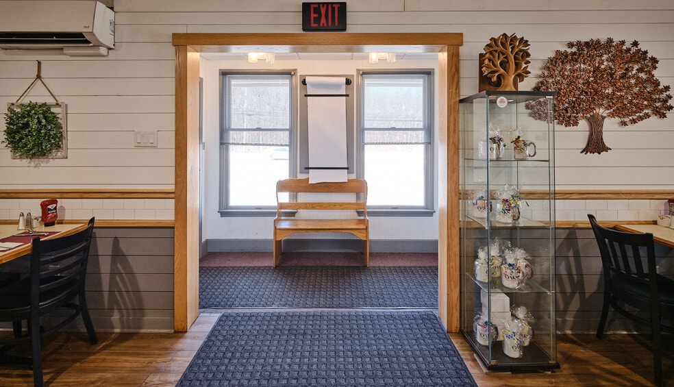 More Photos Of 6705 Easton Rd, Pipersville General Retail For Sale