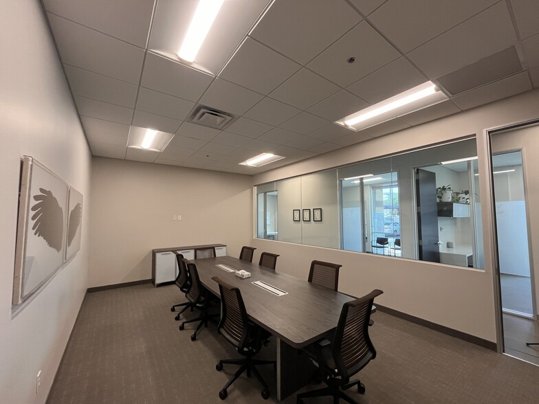 More Photos Of 2425 S Stearman Dr, Chandler Office For Lease